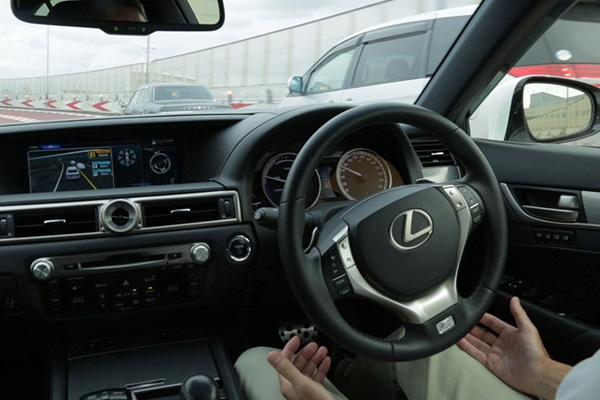 Toyota sắp trình làng công nghệ ô tô tự lái Highway Teammate mới